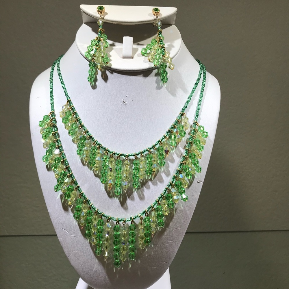 Swarovski green & gold necklace